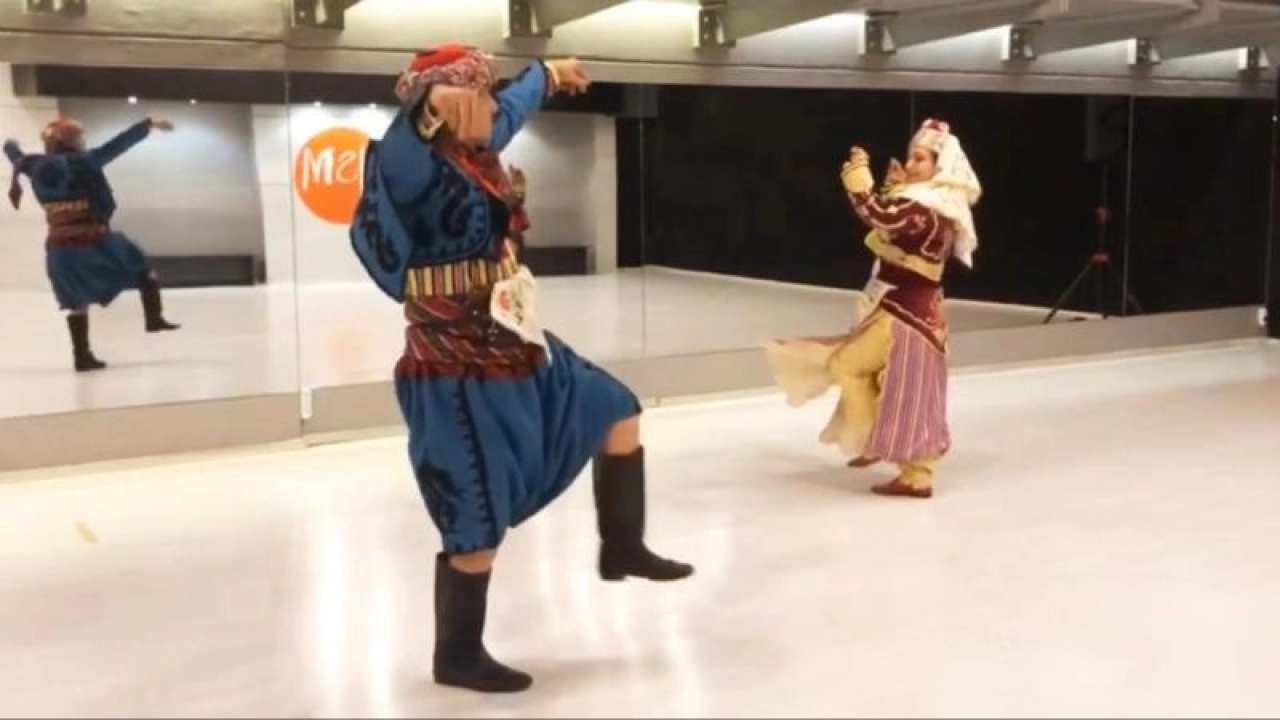 Harmandalı Zeybeği